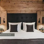 Vaya Montafon - Neueroeffnung Dezember 2026 Otel