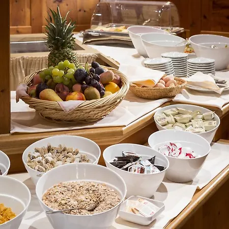 Posthotel Roessle Отель 4*