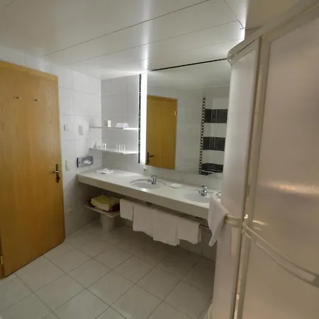 Hotel Posthotel Roessle 4*