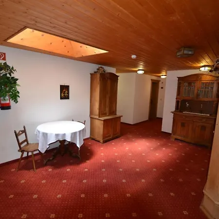 Hotel Posthotel Roessle 4*