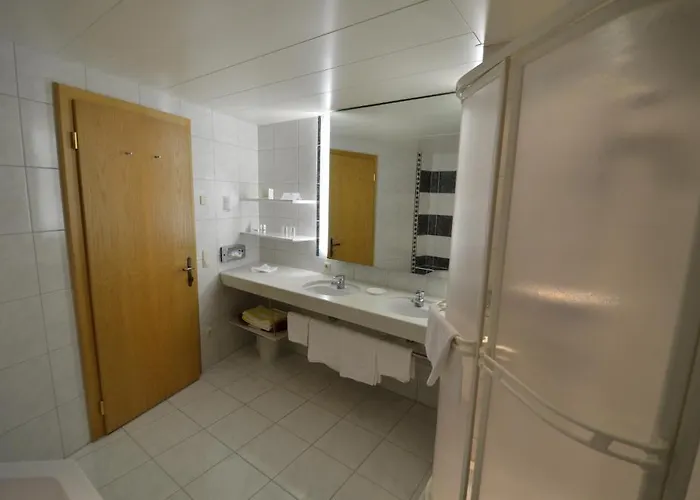 Hotel Posthotel Roessle 4*